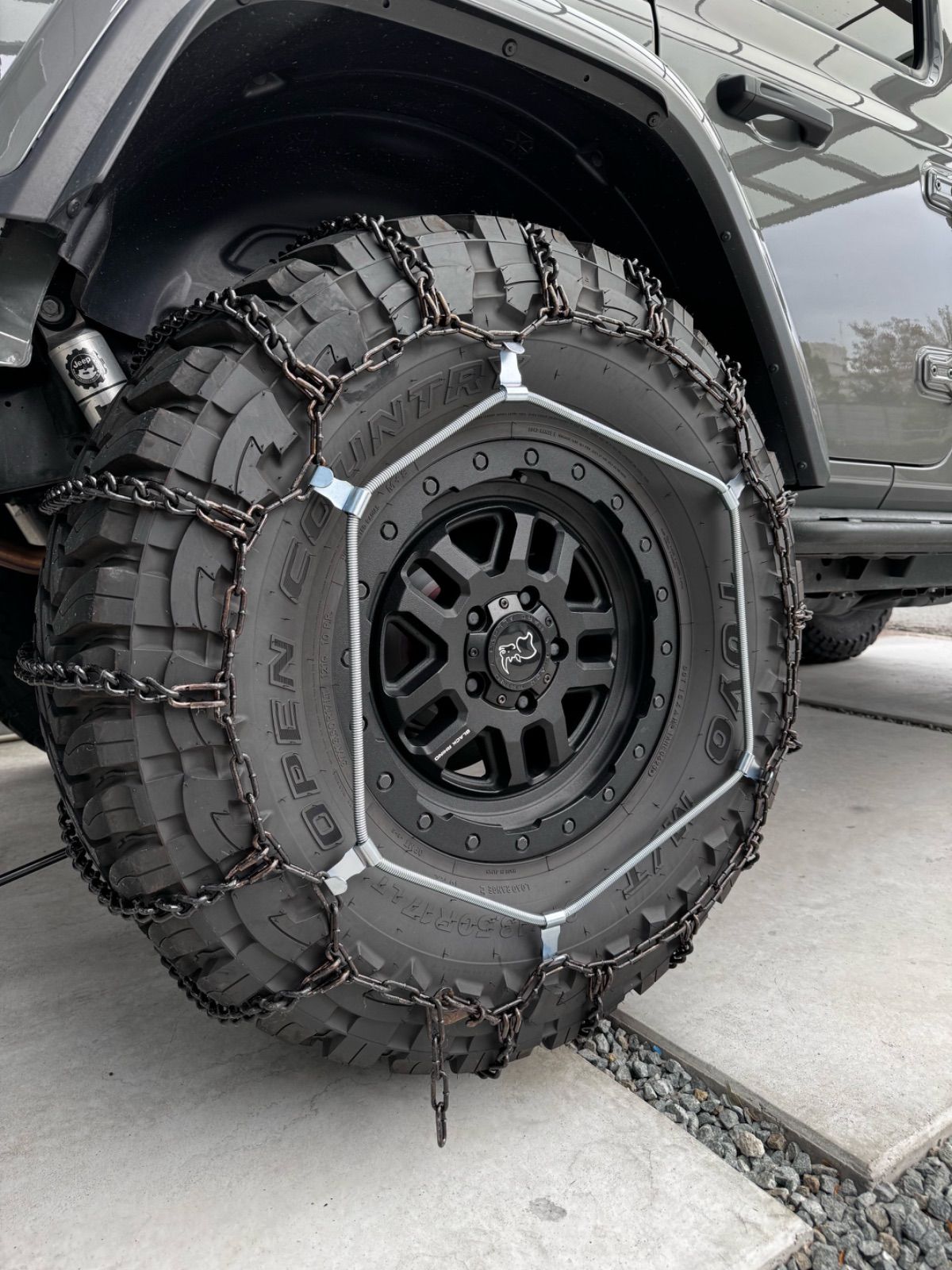 37×13.5R17用タイヤチェーン バンド付き