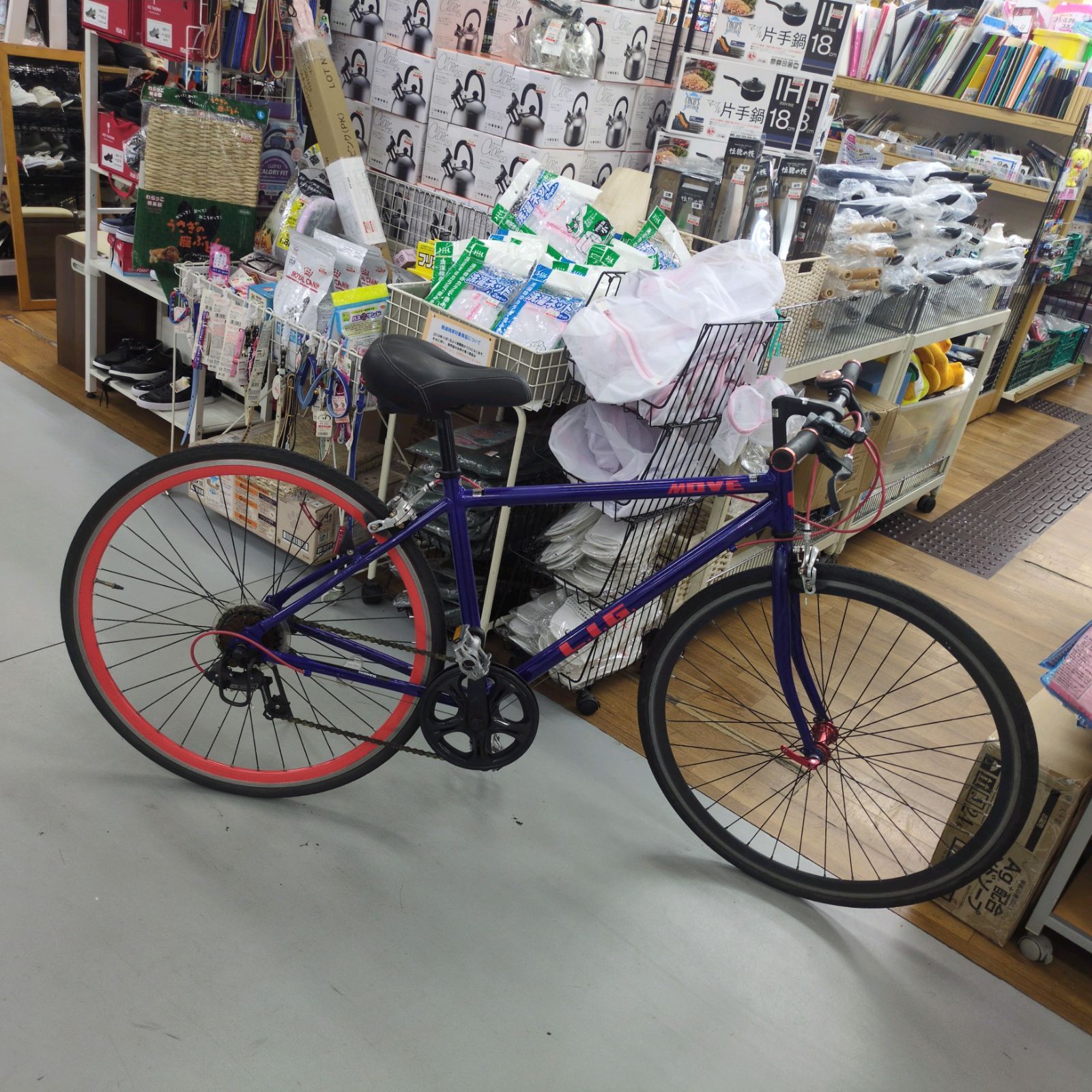 J326 サビキズ有り クロスバイク MOVE L.I.G 7段 700×28C