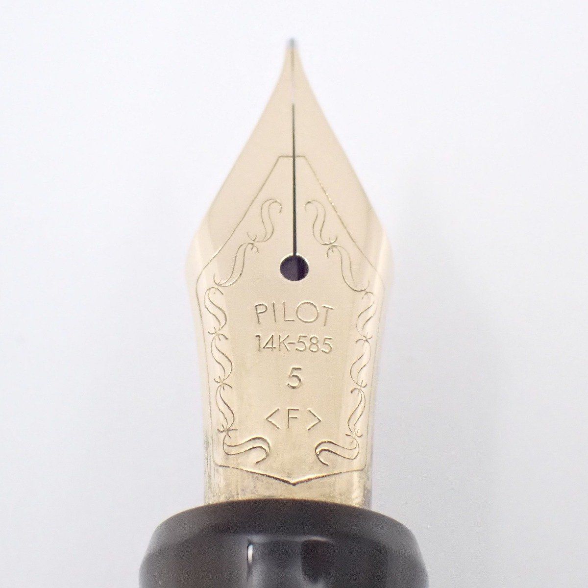 PILOT パイロット カスタム67 万年筆 14Kペン先 ブラック