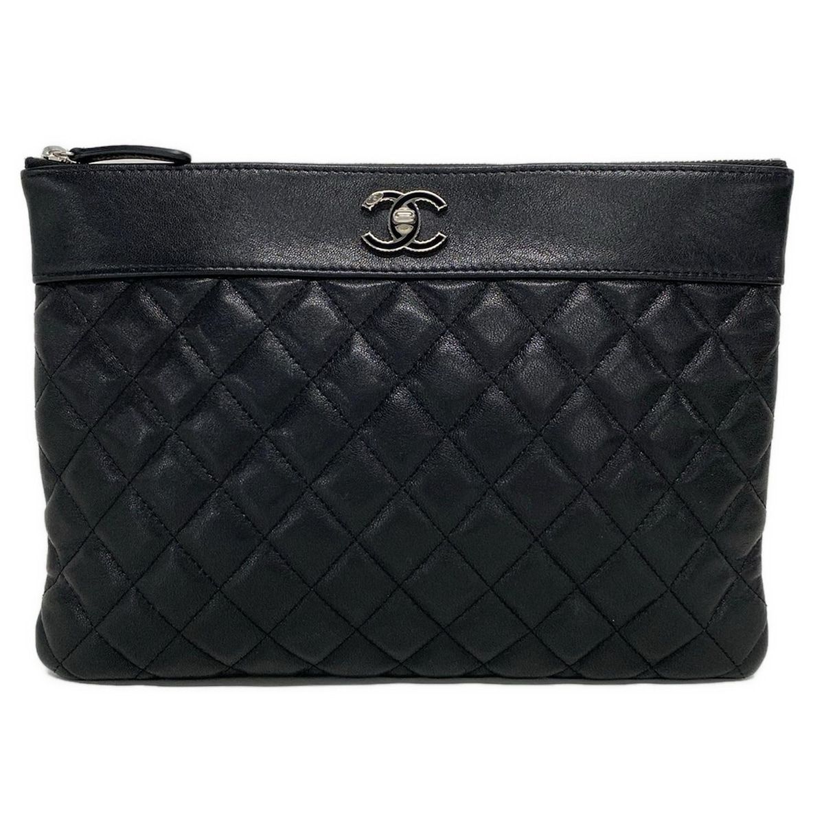 CHANEL シャネル クラッチバッグ マトラッセ 黒 シルバー金具 レザー