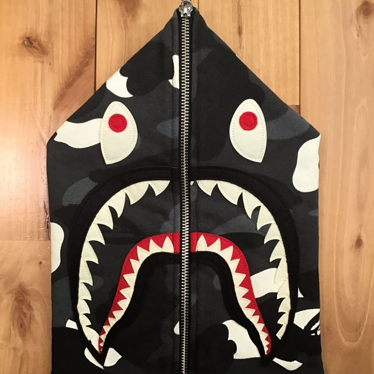 ☆蓄光☆ 2015年 City camo シャーク パーカー レディース XSサイズ