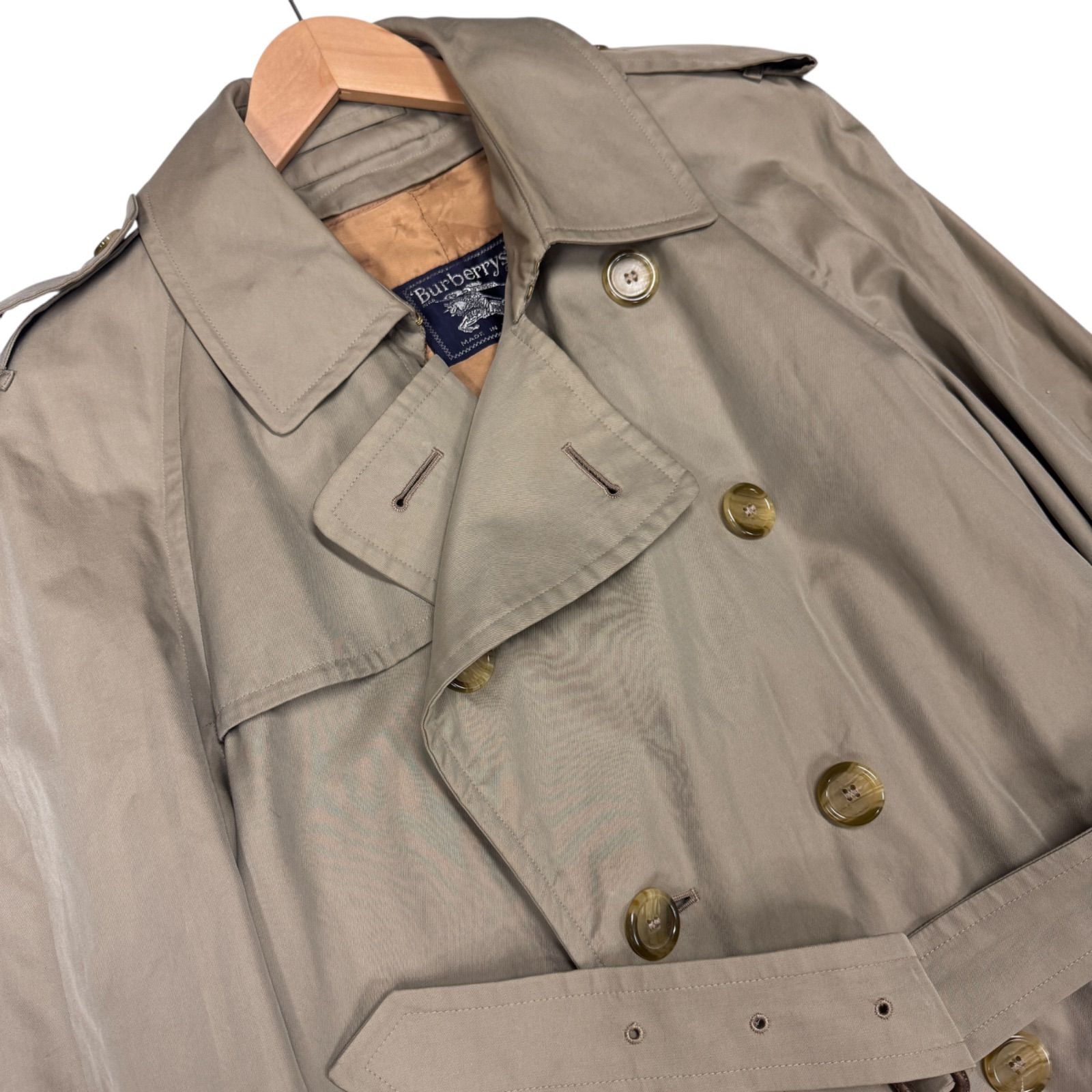 ベージュ ノバチェック柄