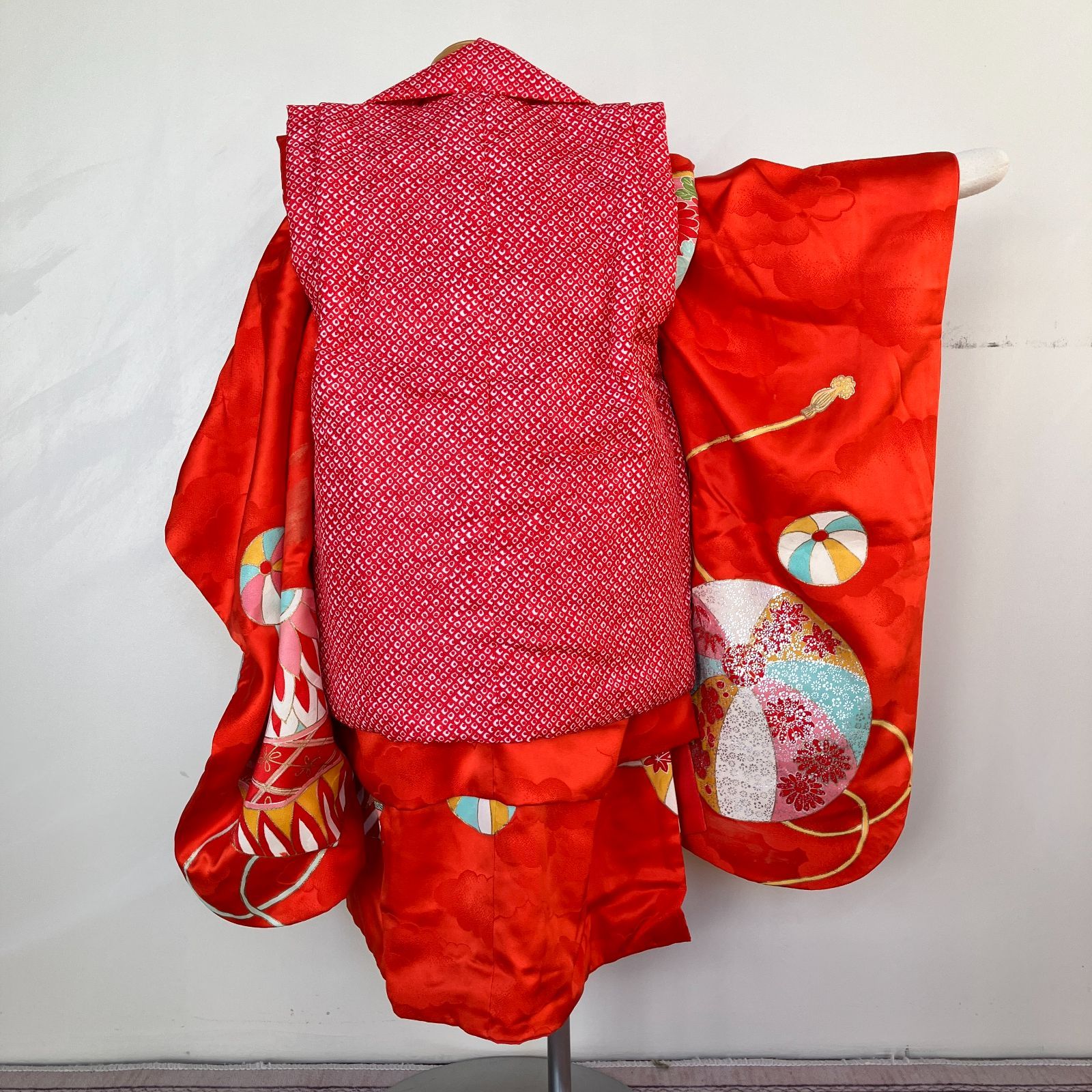 被布 セミアンティーク