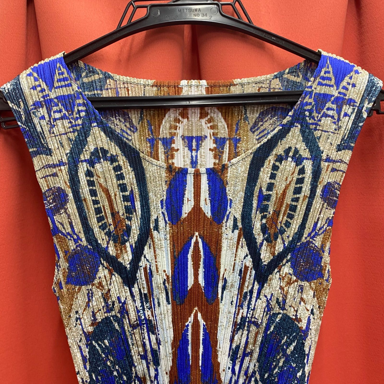 ISEEY MIYAKE ・イッセイミヤケ・プリーツプリーズ・ノースリーブ