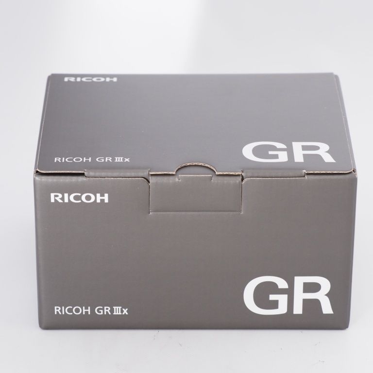 【未使用品】RICOH リコー GR IIIx デジタルカメラ 焦点距離 40mm / 24.2M APS-Cサイズ GRIIIx GR3x