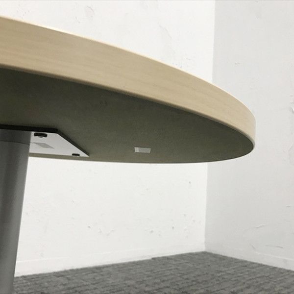 あたたかい ローテーブル アルトカフェ オカムラ ネオウッドライト 服