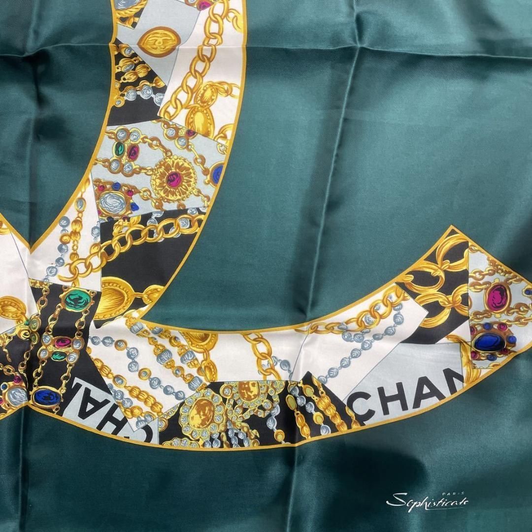 CHANEL シルク100% スカーフ　ココマーク　チェーン　宝石 緑　フランス