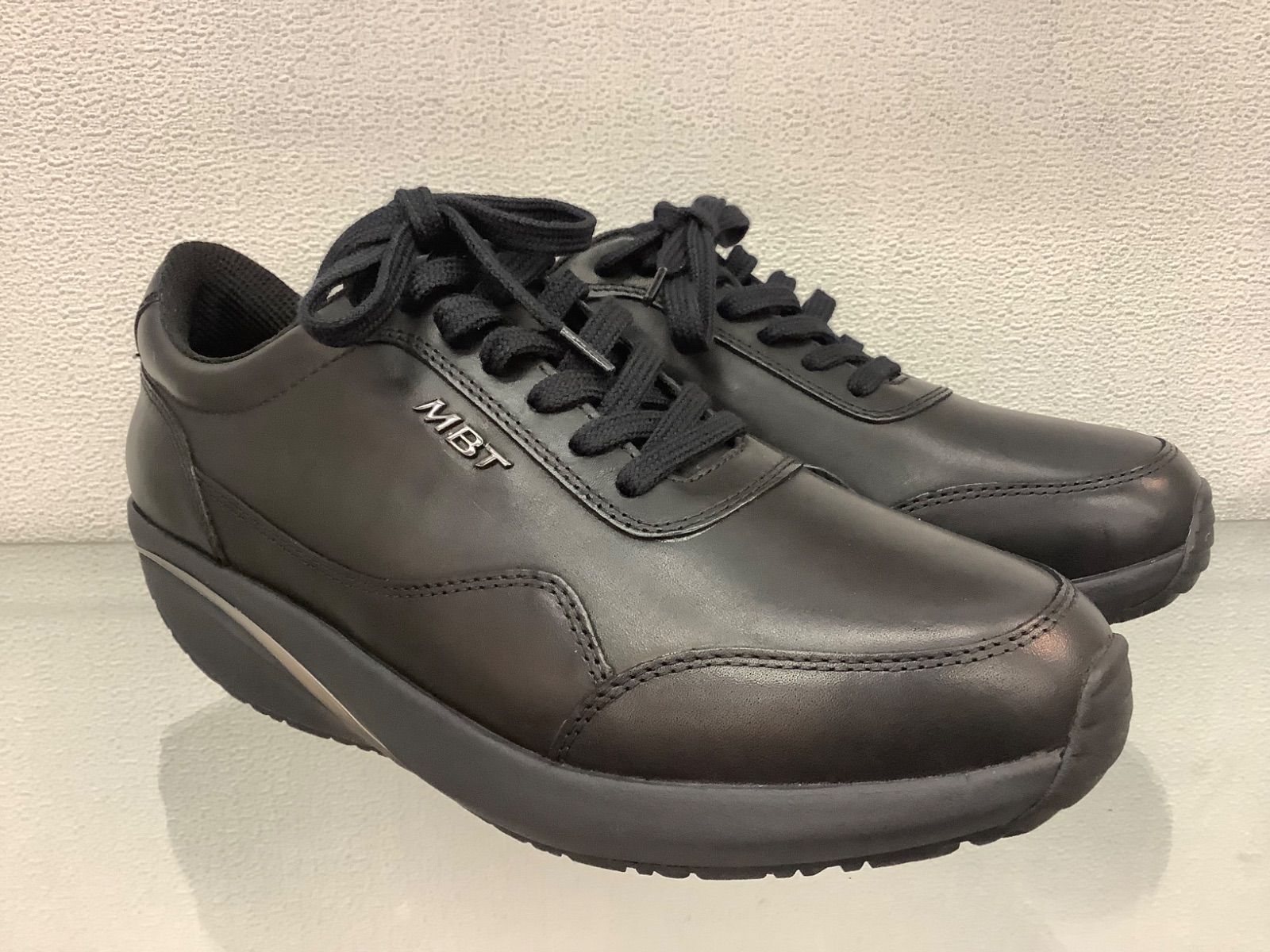 レディースウォーキングシューズMBT-1997LEATHER WINTER2ブラックEUR39 24.3cm