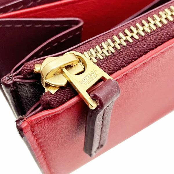 二つ折り長財布