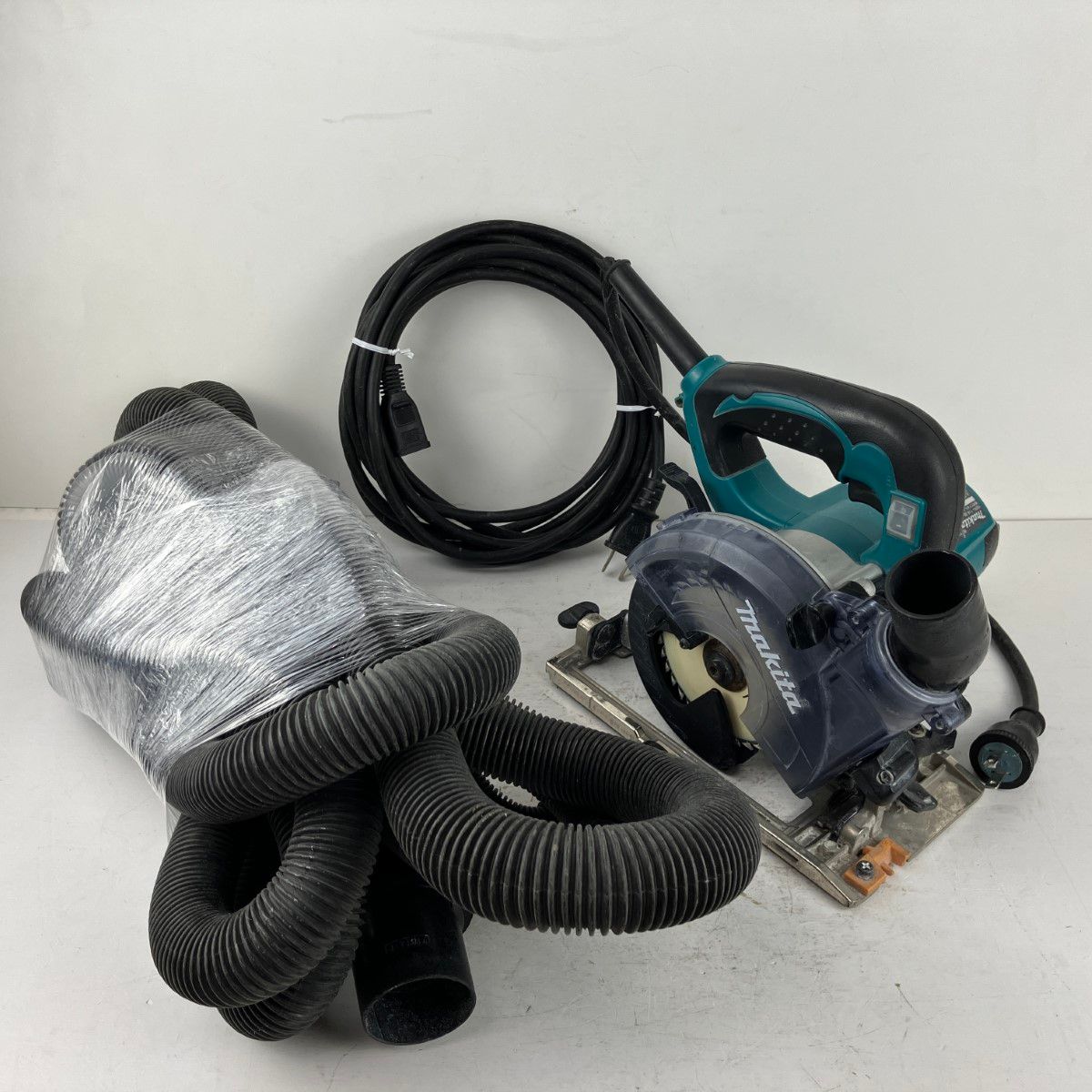 ЗЗMAKITA マキタ 100v 125mm 防じん丸のこ ホース 延長コード付 KS5000FX ブルー