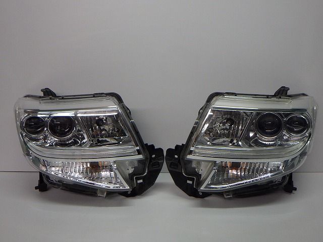 ②点セット　27 LA600S タントカスタム LEDヘッドライト 左右 KOITO 100-51392 打刻 ZX