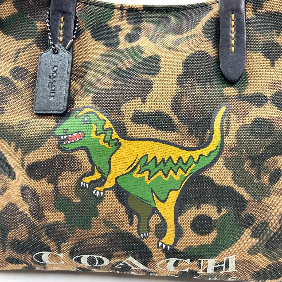 〇〇COACH コーチ レキシー トート 42 カモフラ柄 迷彩 恐竜