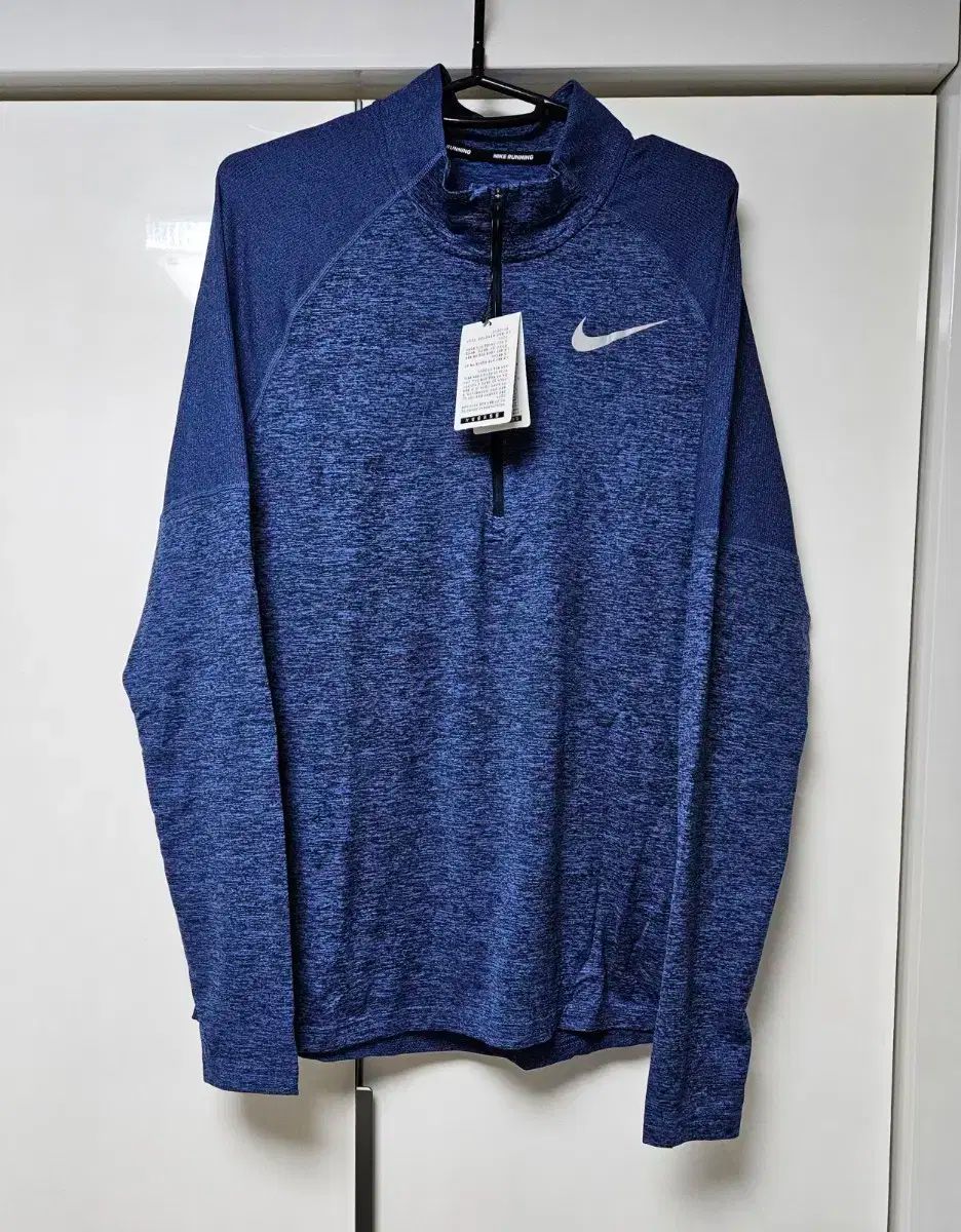 NIKE ナイキ ハーフジップ トップス