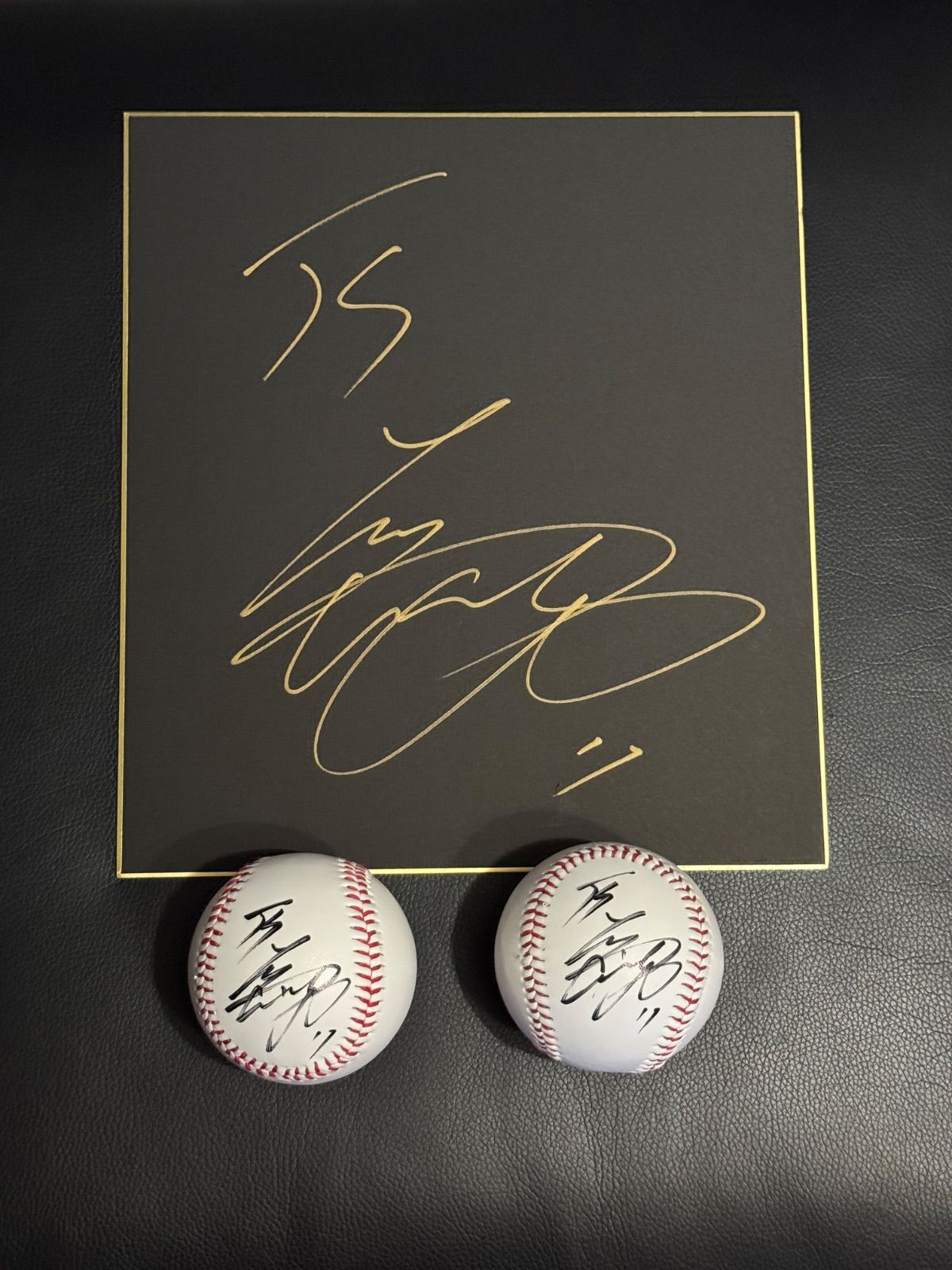 【希少】大谷翔平直筆コールドサイン色紙【フレーム付き】 大谷翔平選手！直筆サイン色紙ブラック✕シルバー 額縁付き