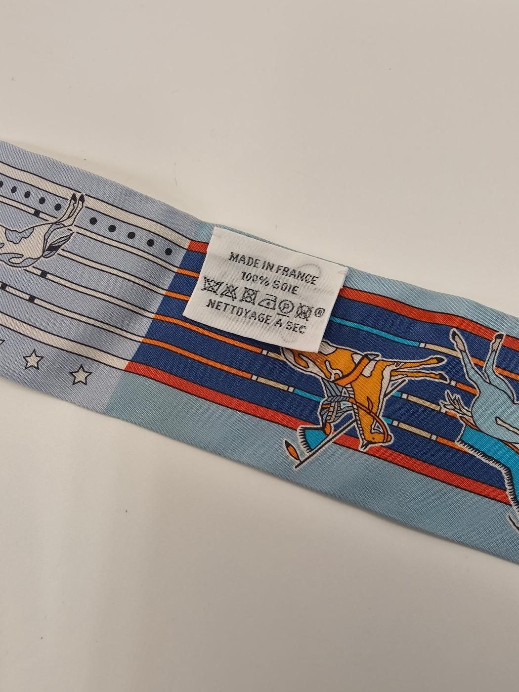 エルメス HERMES ツイリー パウニー族の首長 美品 2020年 秋冬 HERMES エルメス ツイリー スカーフ 