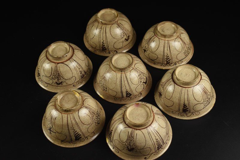 瀬戸茶碗　作者不明　３２５ 蔵A4552a】古民藝 古絵 瀬戸蓋茶碗 七客 - メルカリ