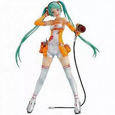 フィギュア　RACINGミク(初音ミク) 2010 ver. 「VOCALOID」 1/8 PVC製塗装済み完成品 中古】フィギュア RACINGミク(初音ミク) 2010 ver. 「VOCALOID