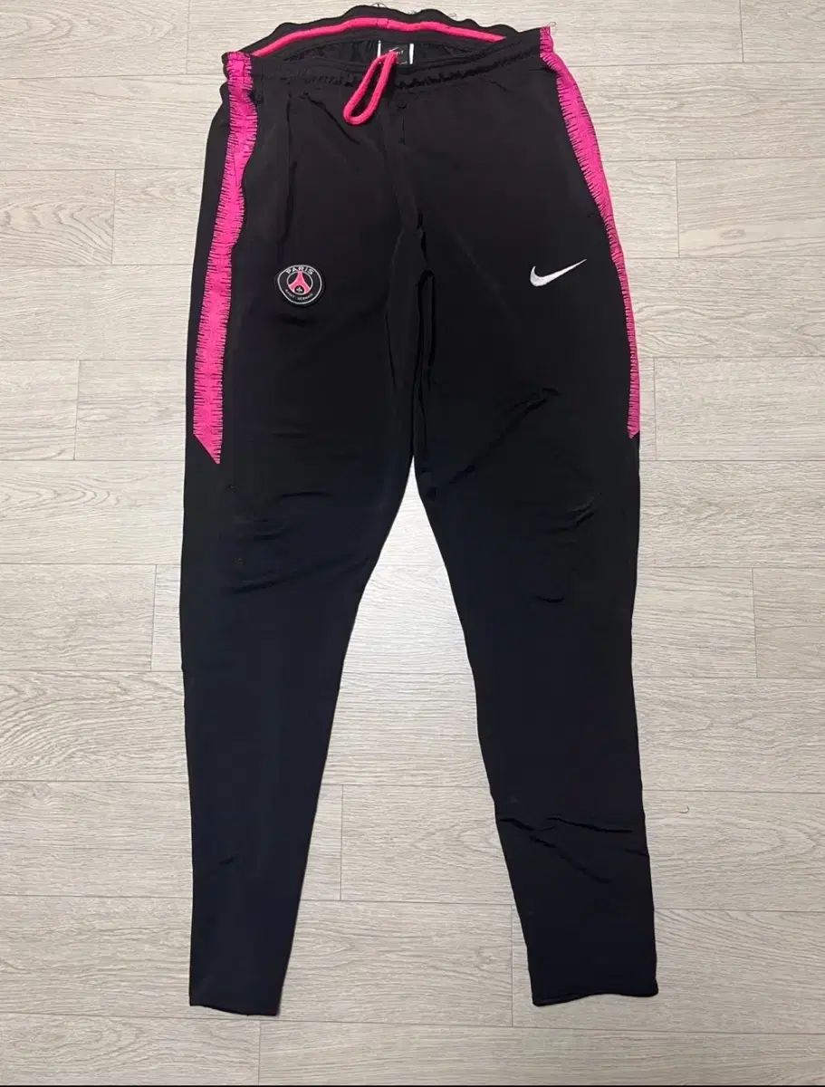 【Lサイズ】NIKE ナイキ パリサンジェルマン PSG パンツ トレーニング NIKE(ナイキ) パリ・サンジェルマン psg トレーニング パンツ L