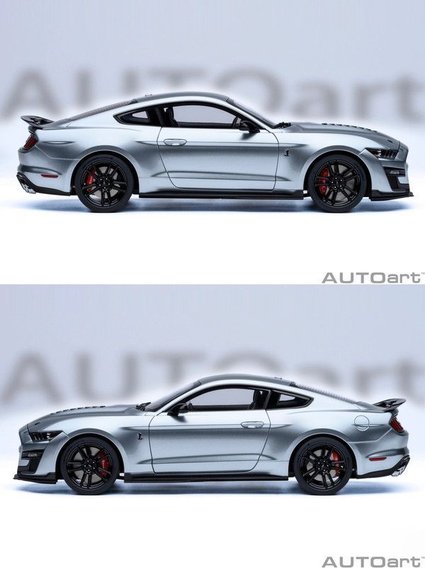 新品 AUTOart 1/18 フォード マスタング シェルビー GT500 シルバー