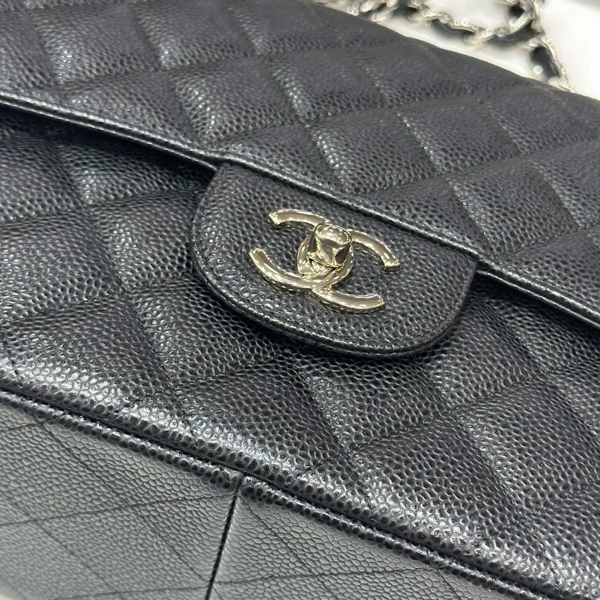 Chanel(シャネル) クラシック フラップバック ラージ ブラック Chanel(シャネル) クラシック フラップバック ラージ ブラック