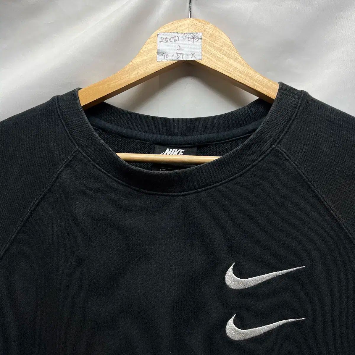 ★美品★NIKE ダブルスウォッシュ パーカー XL　黒　トレーナー　薄手 Size.XXL】NIKE ナイキ スウォッシュ 刺繍ワンポイント ハーフ