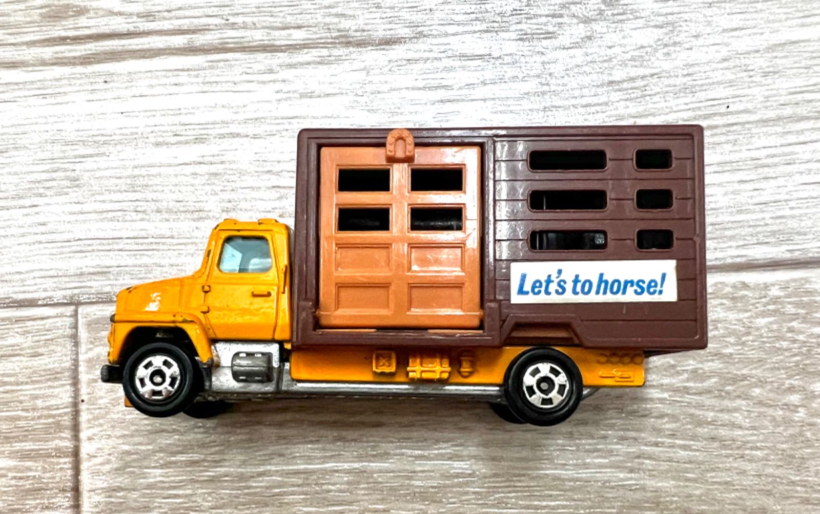 トミカ フォード キャトルトラック 2台セット 2025年最新】トミカ フォード キャトル トラックの人気アイテム - メルカリ