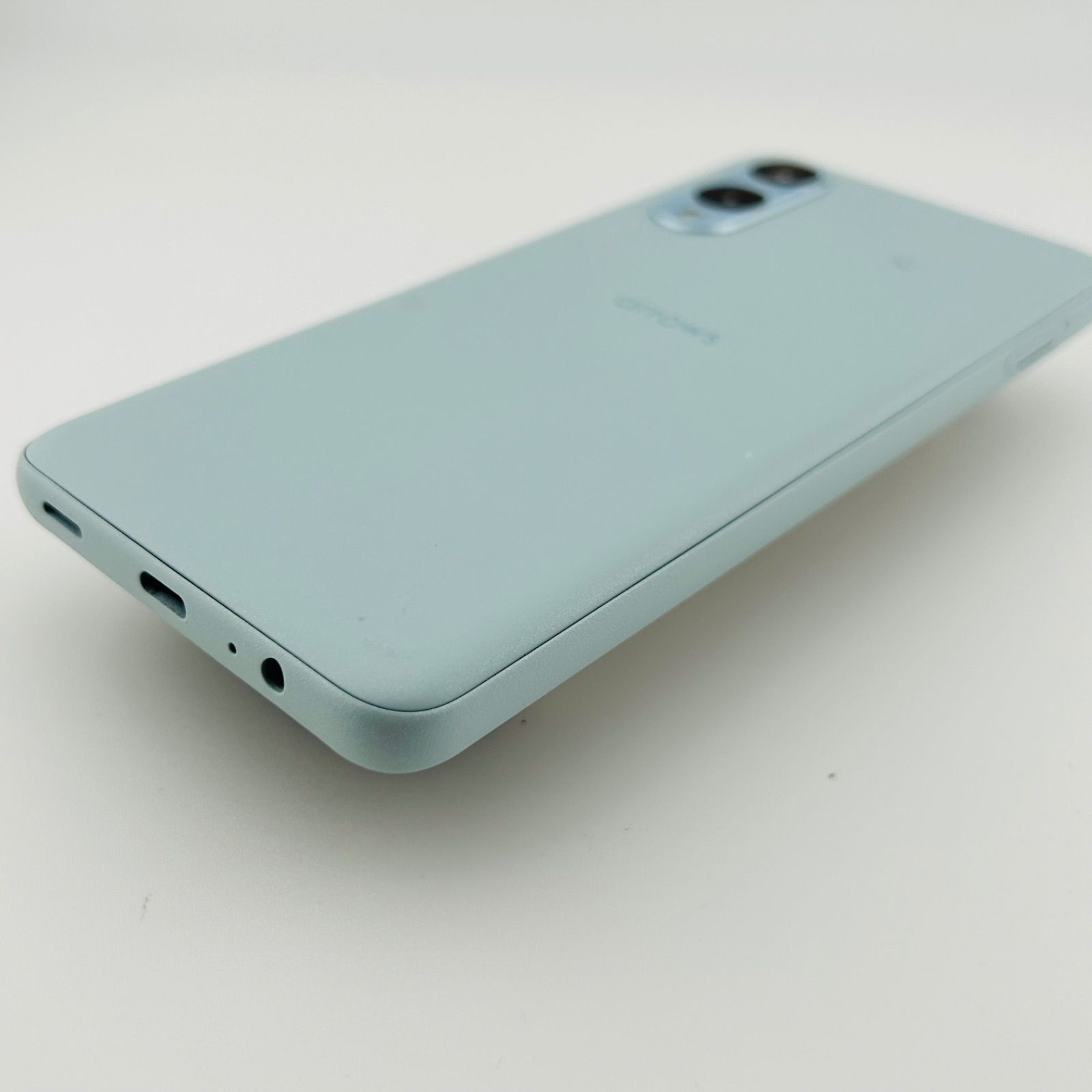 スマートフォン・携帯電話 バッテリー良好 arrows We2 64GB ライト