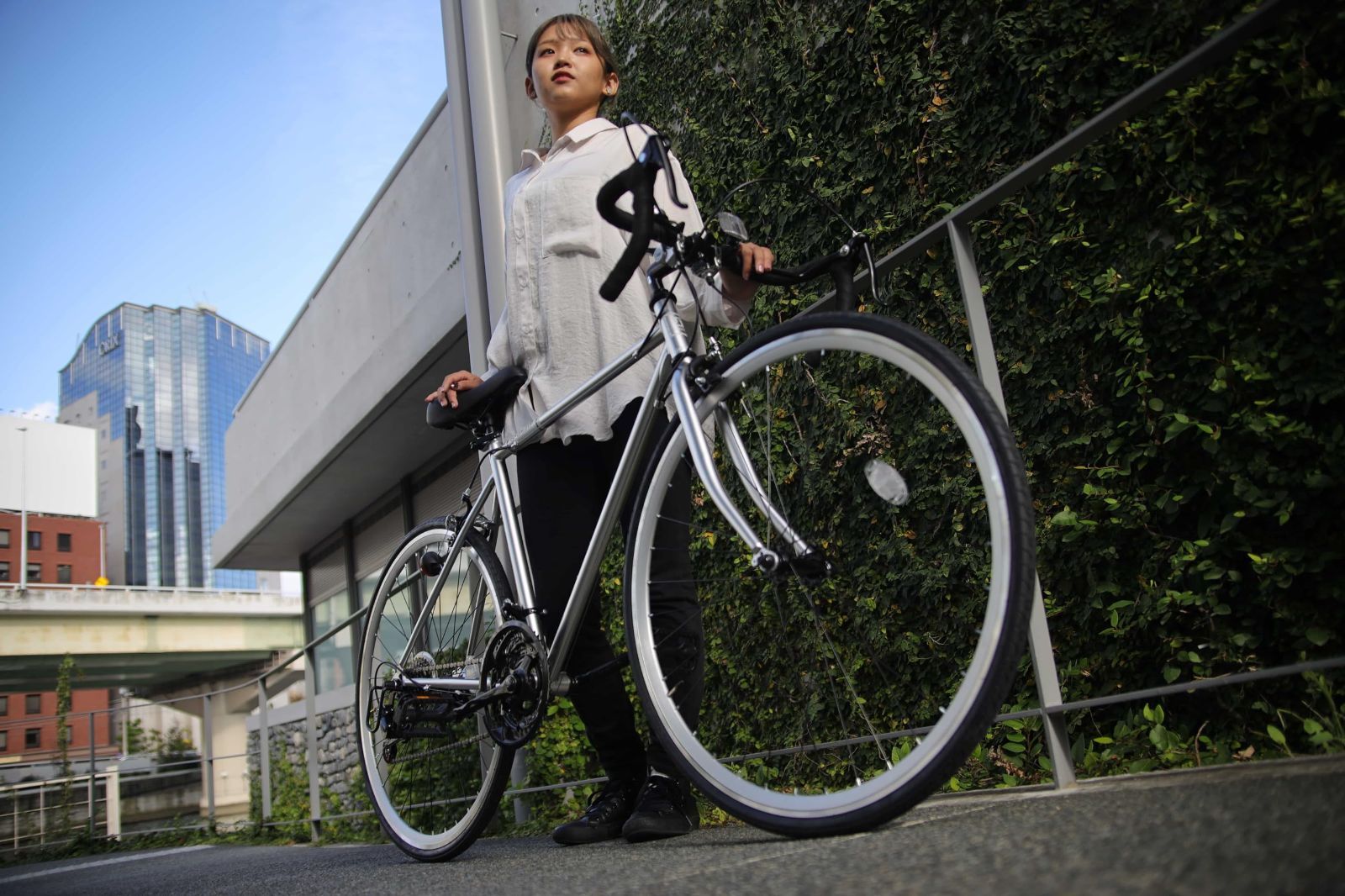 新着商品 Grandir Sensitive グランディール Grandir ロードバイク 自転車 700C 21段変速 シルバー フレームサイズ 520mm 46225