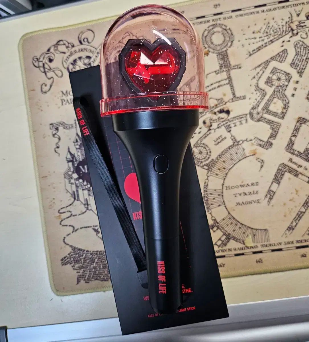 KISS OF LIFE 公式ペンライト KISS OF LIFE - 公式ペンライト