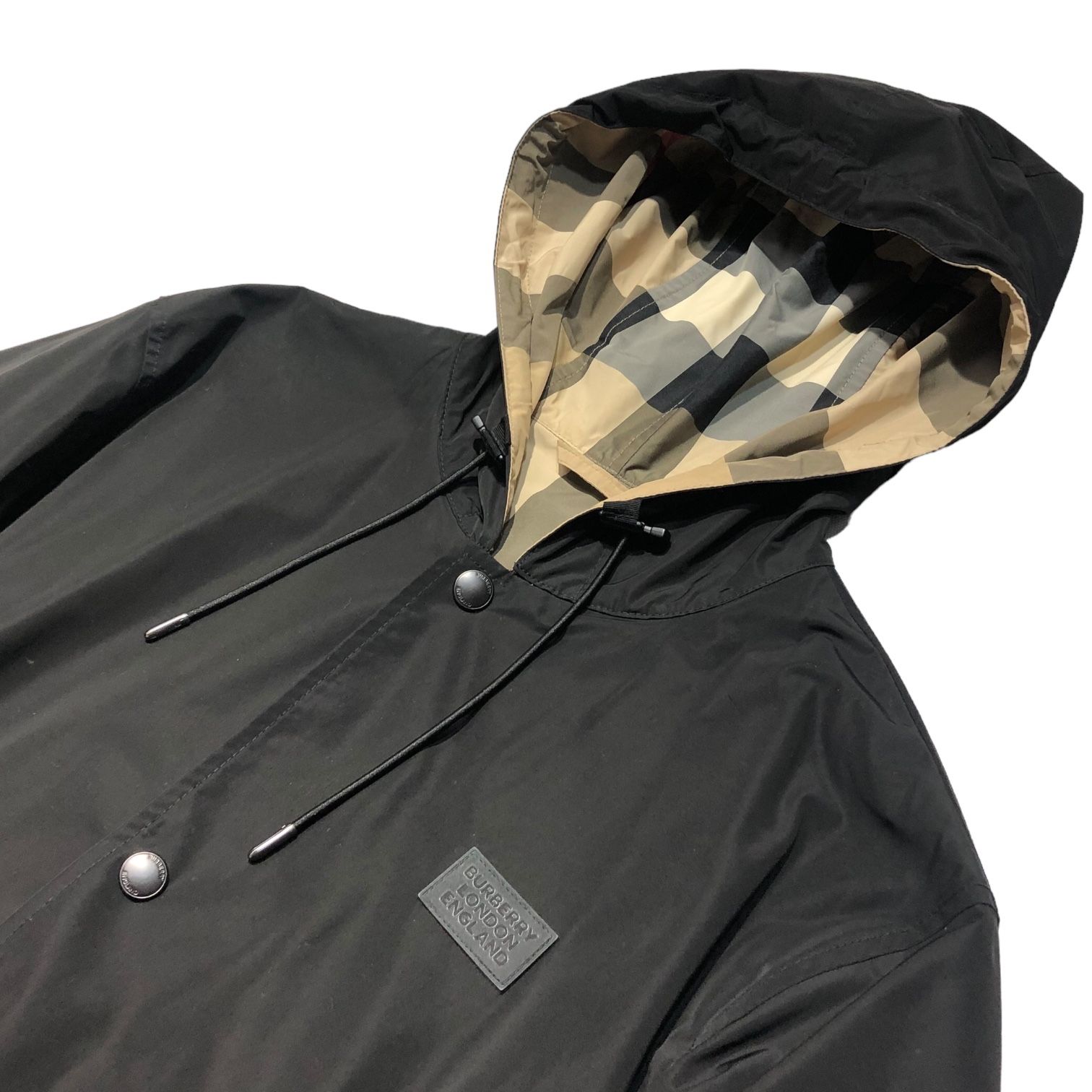 BURBERRY(バーバリー) Burberry Reversible Check Hooded Jacket チェックフーデッドジャケット バーバリーチェック 8043403/71E L ベージュ×ブラック