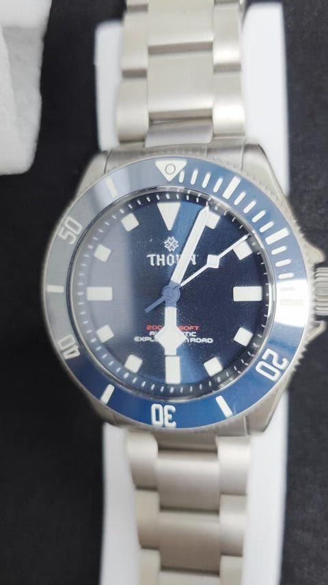 thorn チタン時計を販売しています
