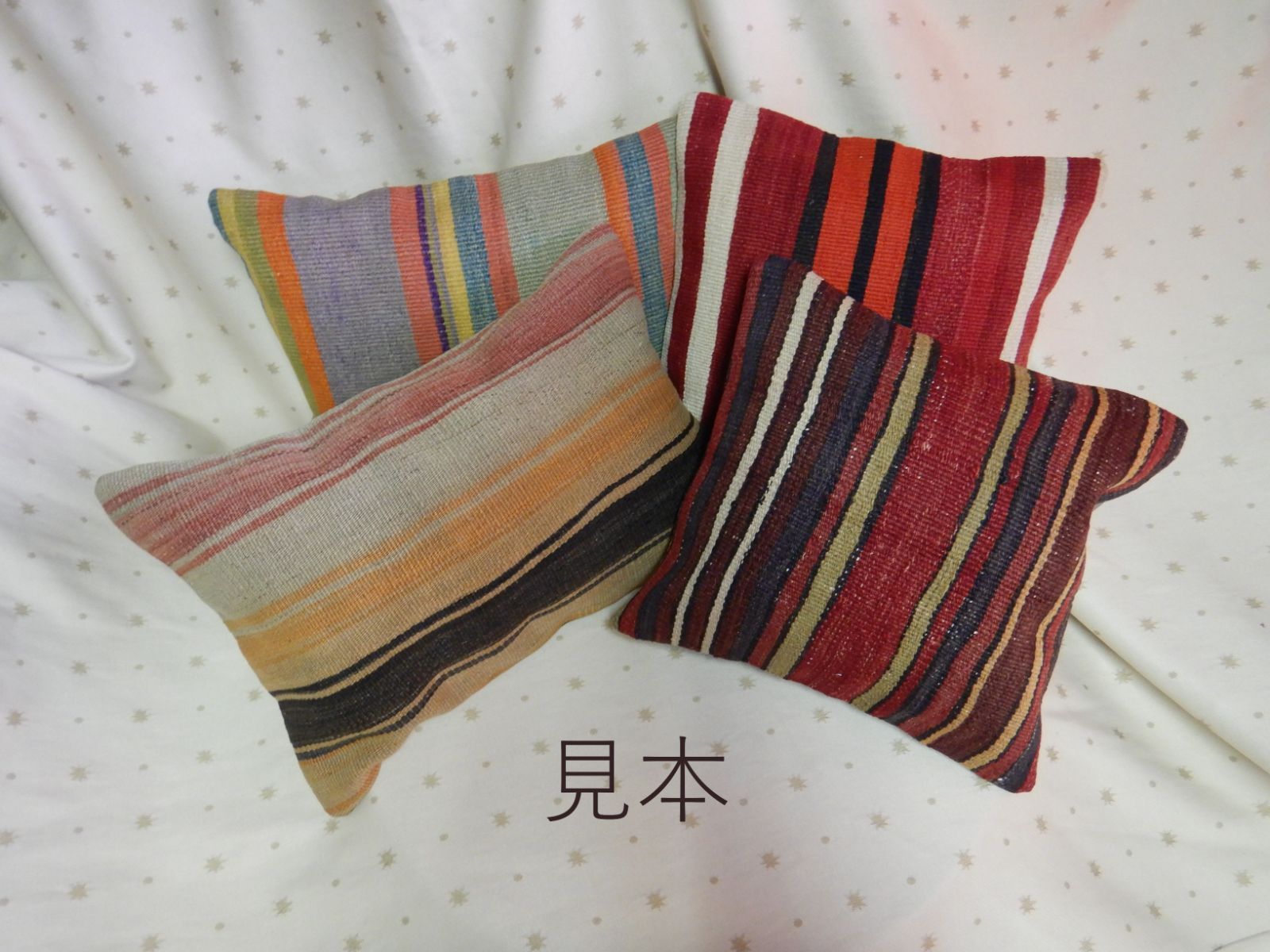 オールドキリム クッションカバー 手織り ハンドメイド トルコ アンティーク 赤ｘグレー チェック柄 白 1910853 オールドキリムold kilim cushion cover クッションカバー no.88