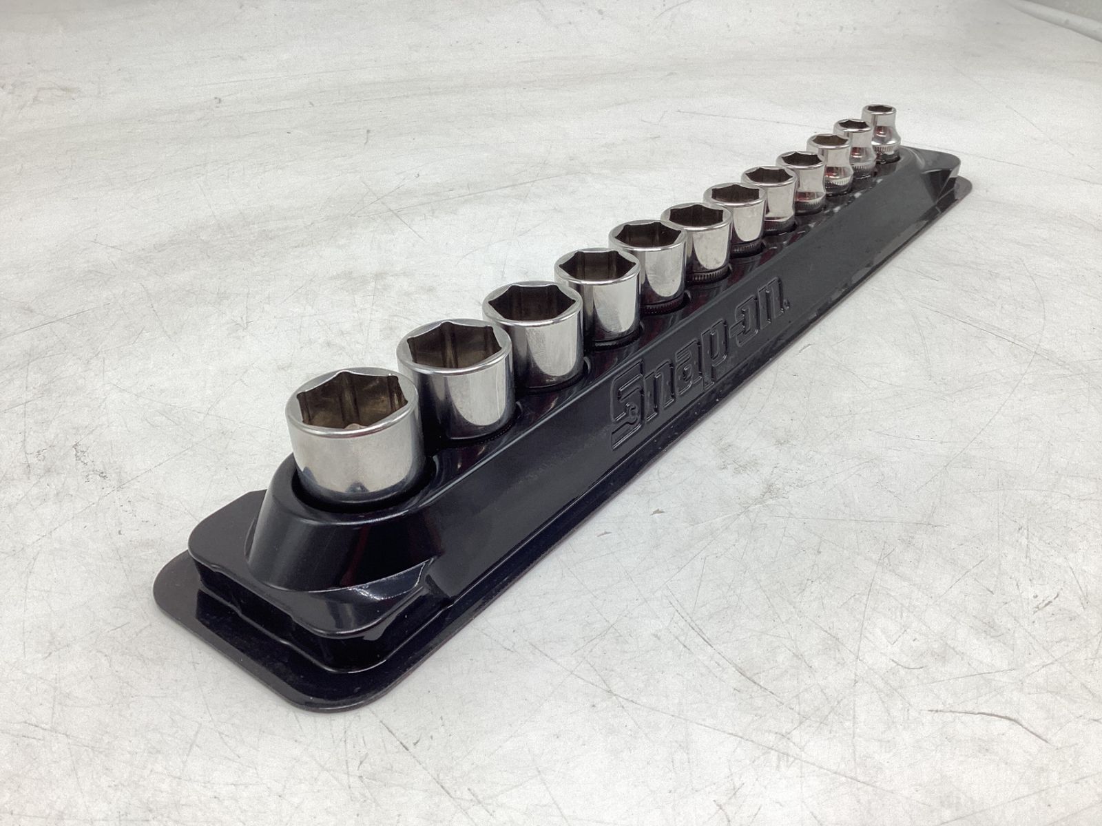 品 Snap-on スナップオン 3 8FDXシャローソケットセット ミリタイプ 212YFSMY ITJYSEEKKAKS エコツール豊田インター店 M02