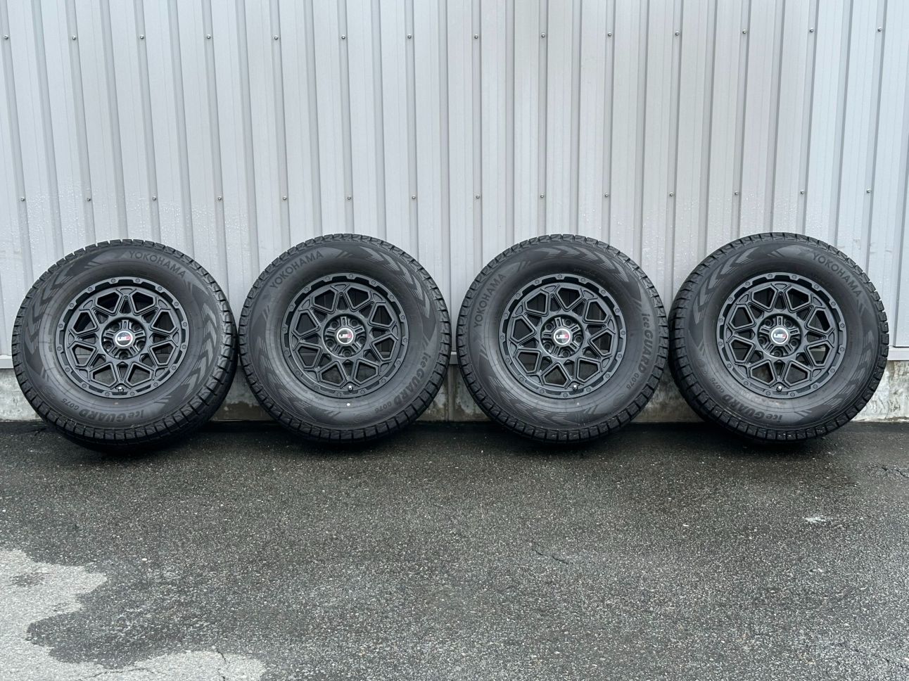 送料無料 レアマイスター LMG MONTAGNA 7.5J-17 +38 5H-127 (17インチ) 5H127 7.5J+38 送料無料 レアマイスター LMG MONTAGNA 7.5J-17 +38 5H-127 (17インチ)