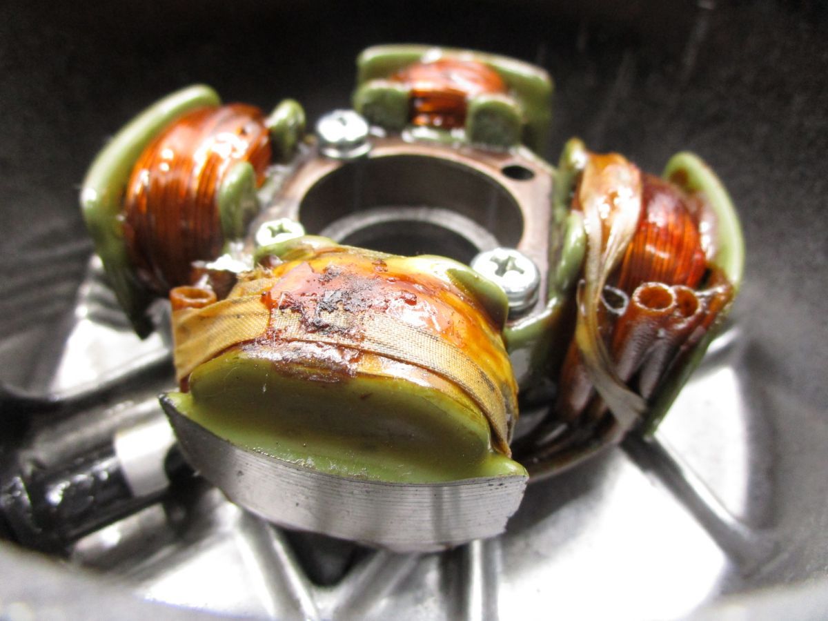 TLR200 ジェネレーターカバー フライホイール ダイナモ △X228！MD09