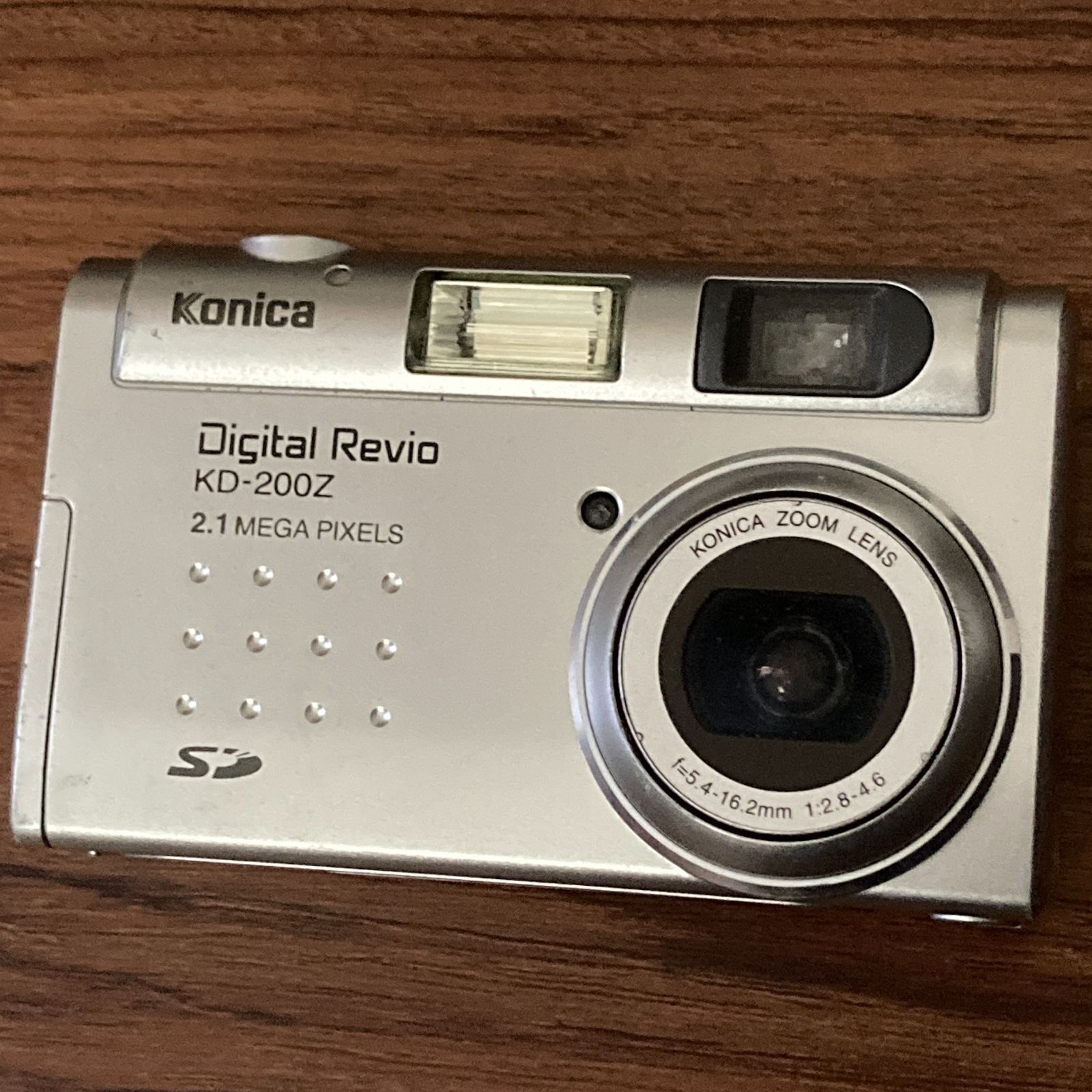 動作確認済み Konica デジカメ Digital Revio KD-200Z 2.1メガピクセル