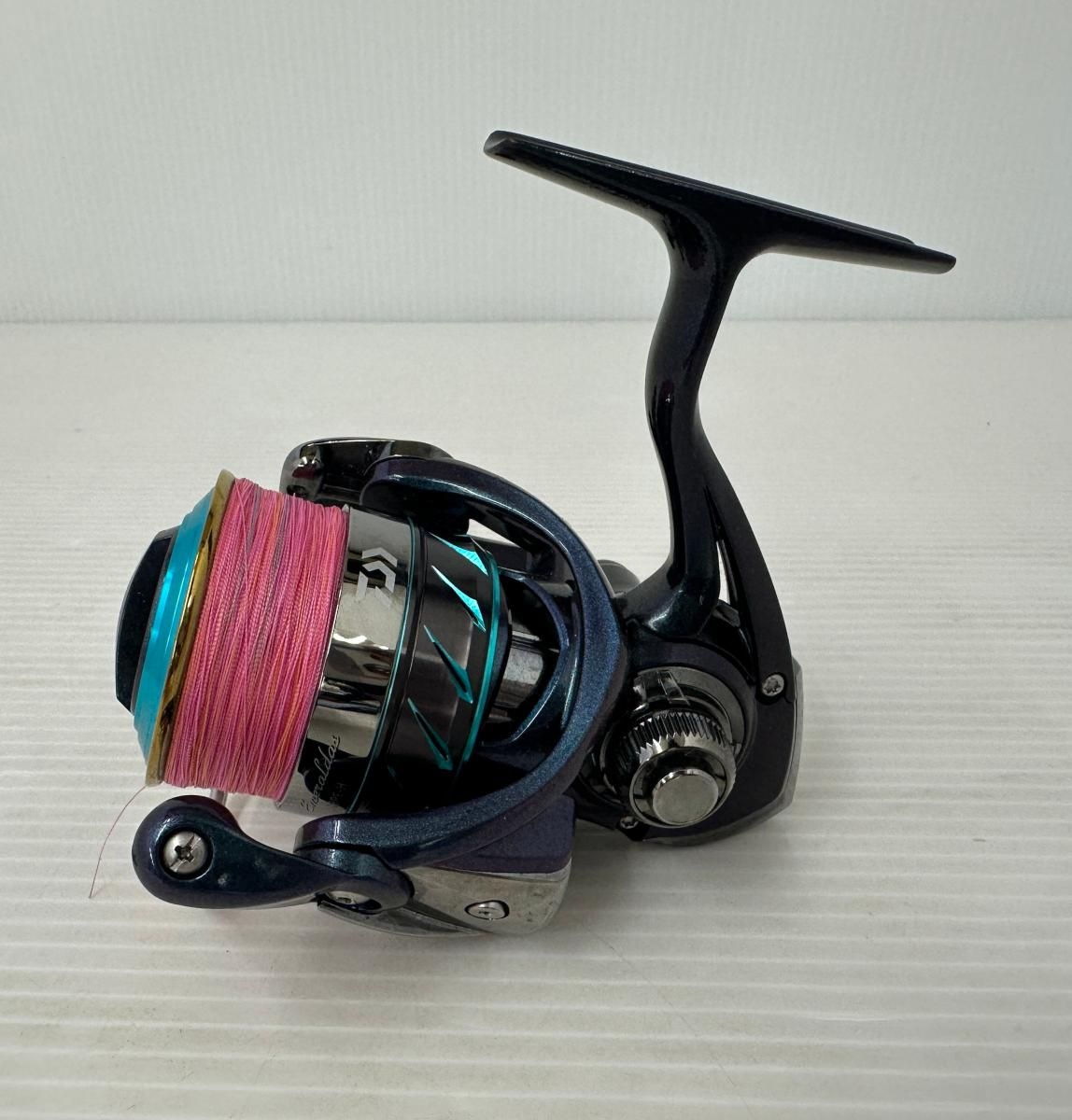  品 DAIWA ダイワ リール エメラルダス H フィッシング 2510135 スピニングリール リール