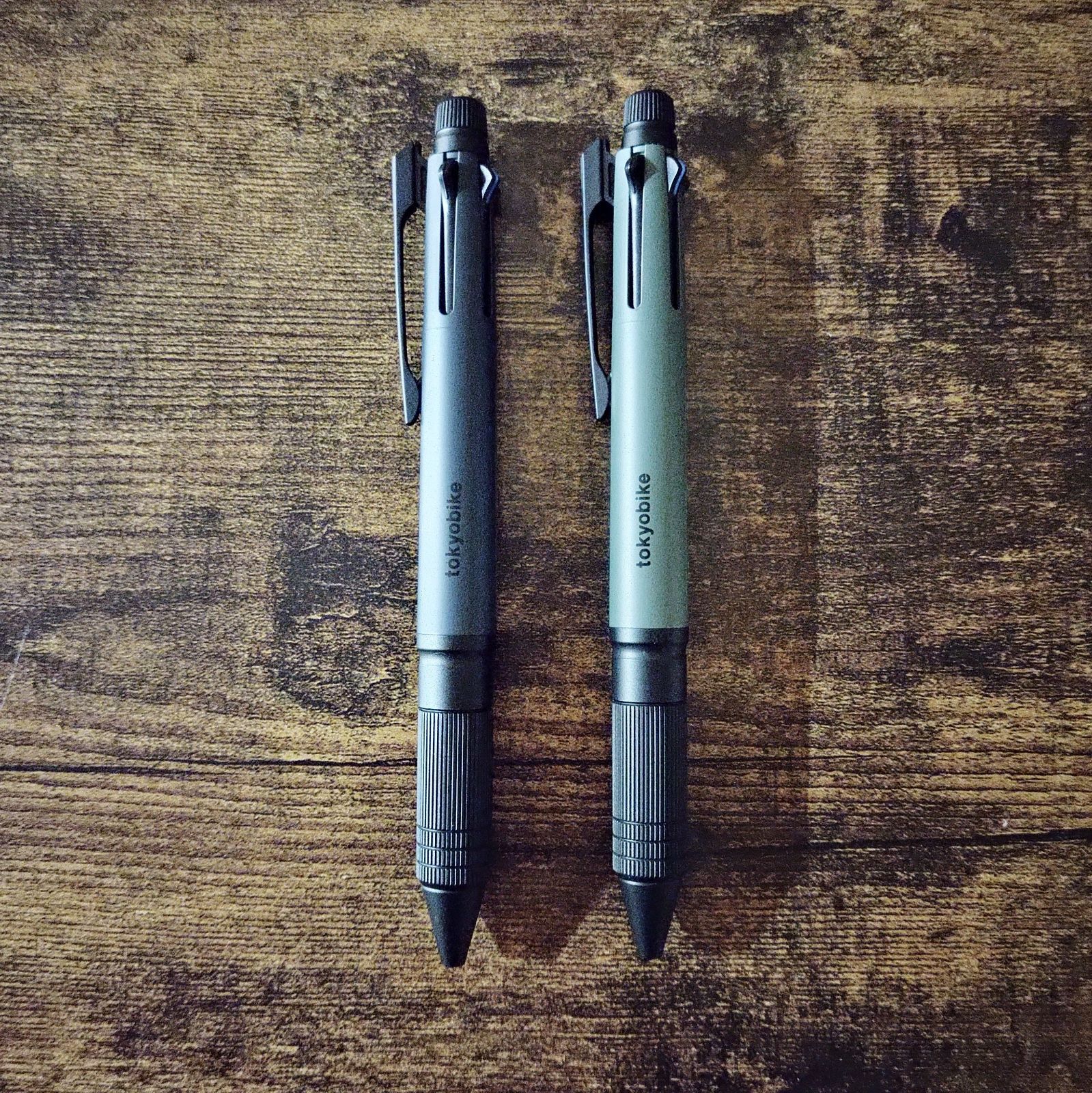 ジェットストリーム JETSTREAM 4＆1 限定 オンカラー ブラック 3本