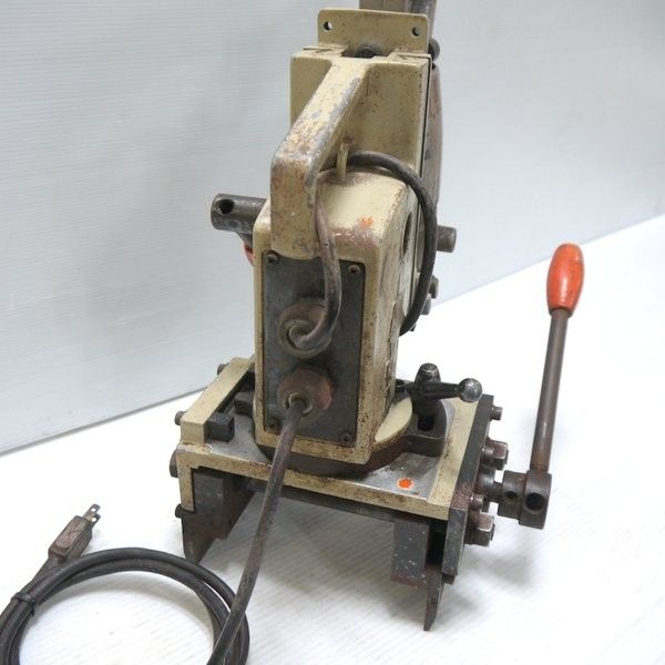 日東工器 アトラミニエース AM-18A バイス能力50～150mm AC100V 携帯式穴あけ機 ボール盤 NITTO KOHKI ≡DT5309