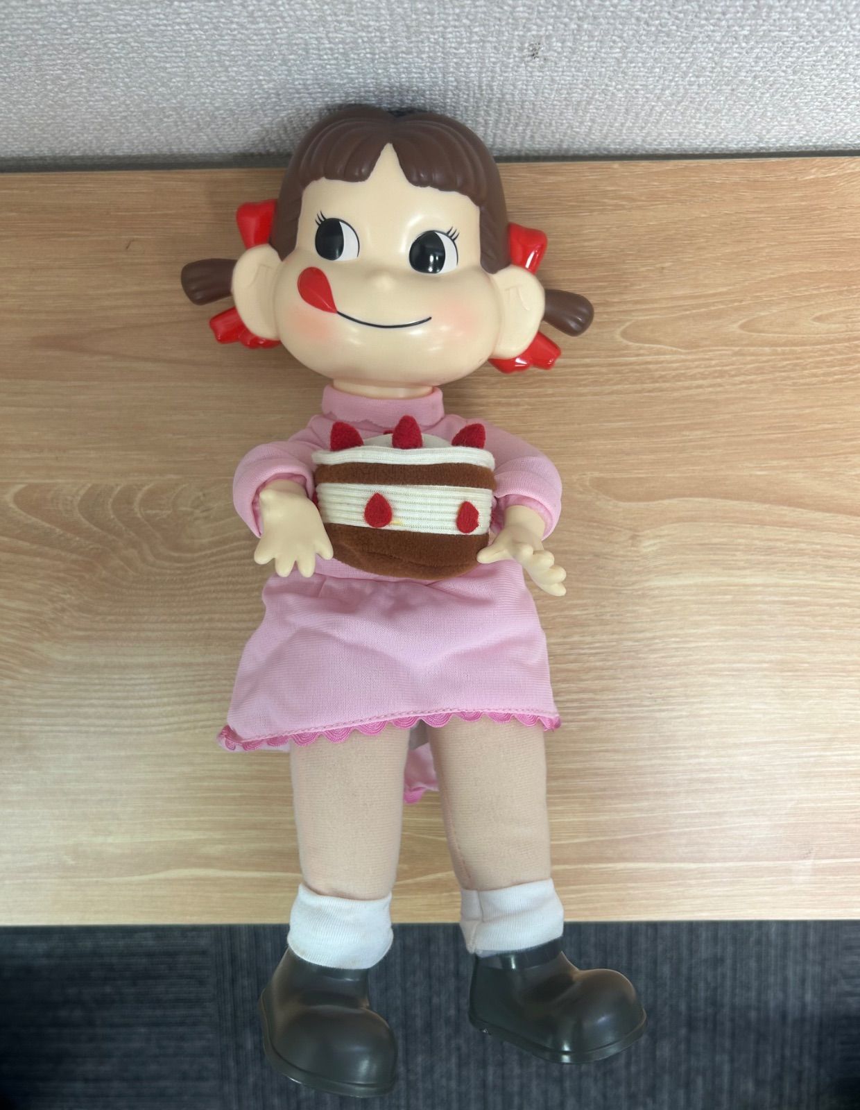 希少　おすわりペコちゃん　ポコちゃん　ペコちゃん人形　まとめ売り　バラ売り可 Amazon.co.jp: 不二家限定商品 ペコちゃん人形 おすわりペコ