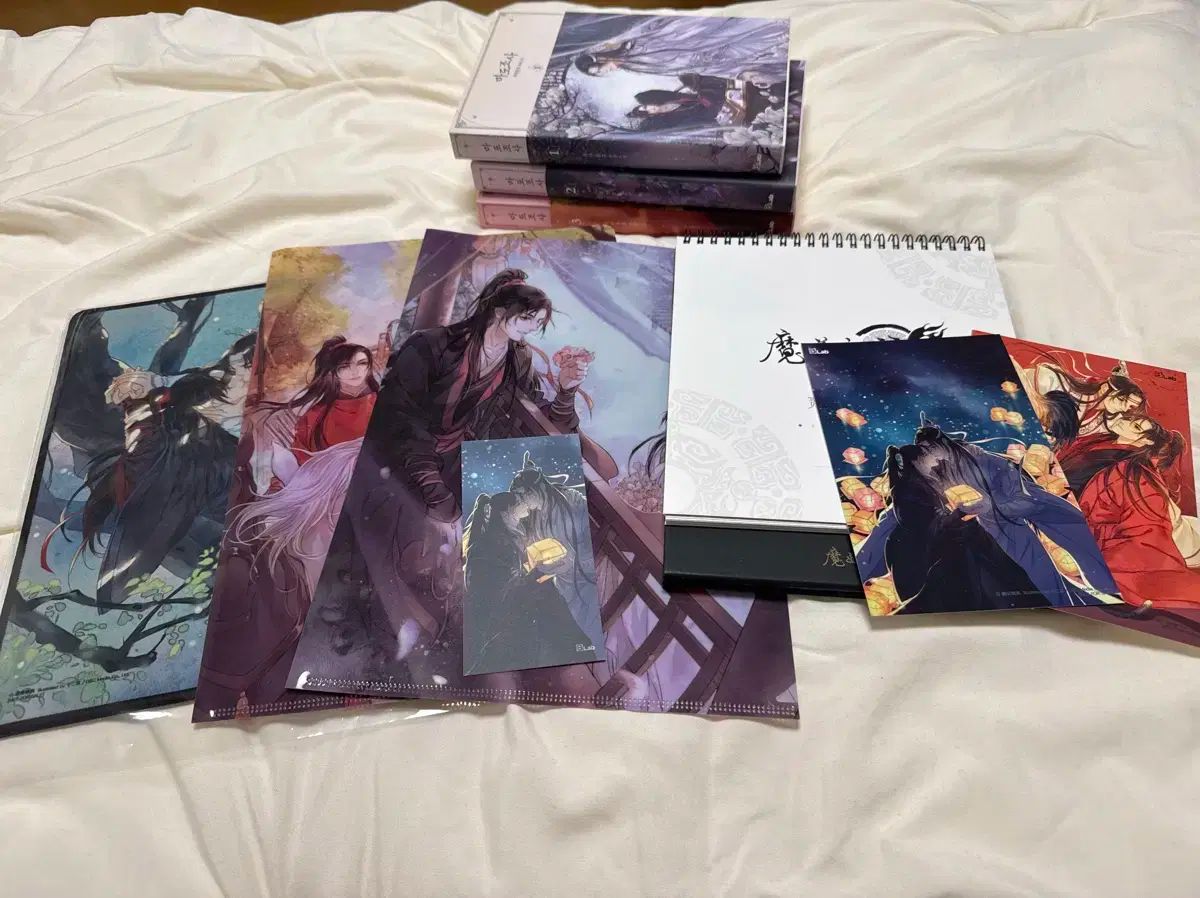魔道祖師 1 ー 3 巻 本 マウスパッド クリアファイル カレンダー ブックマーク アイラー