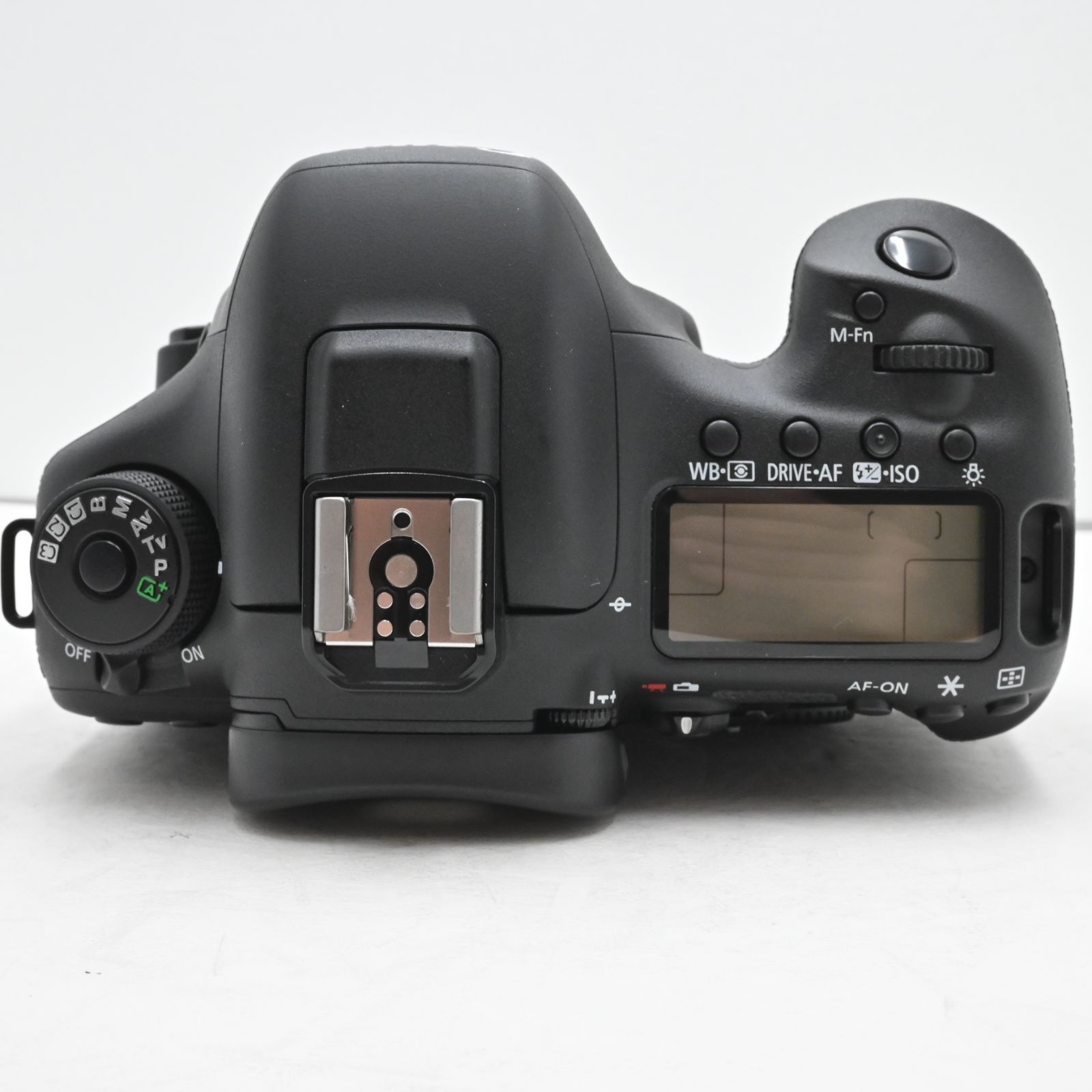 シャッター回数『2140』Canon デジタル一眼レフカメラ EOS 7D Mark II