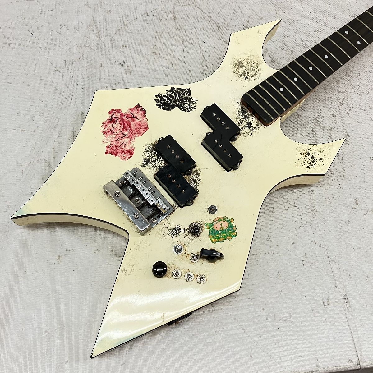 B.C.Rich ワーロック ジャンク品