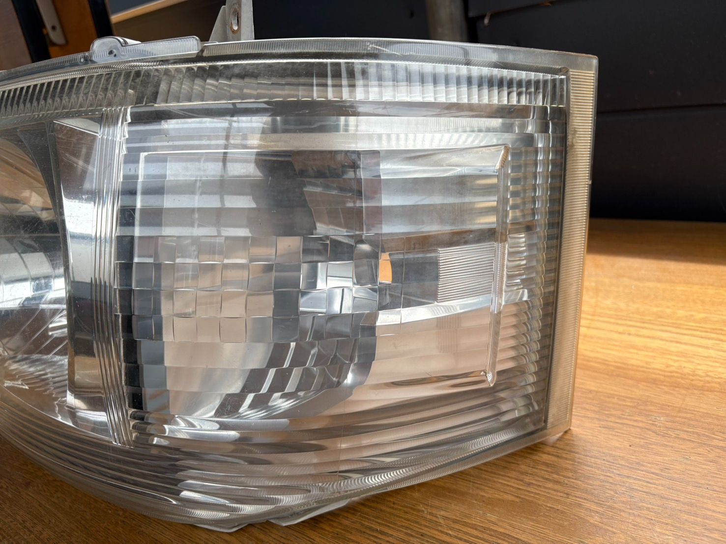 トヨタ ハイエース 200系 ヘッドライト 左右セット KOITO26
