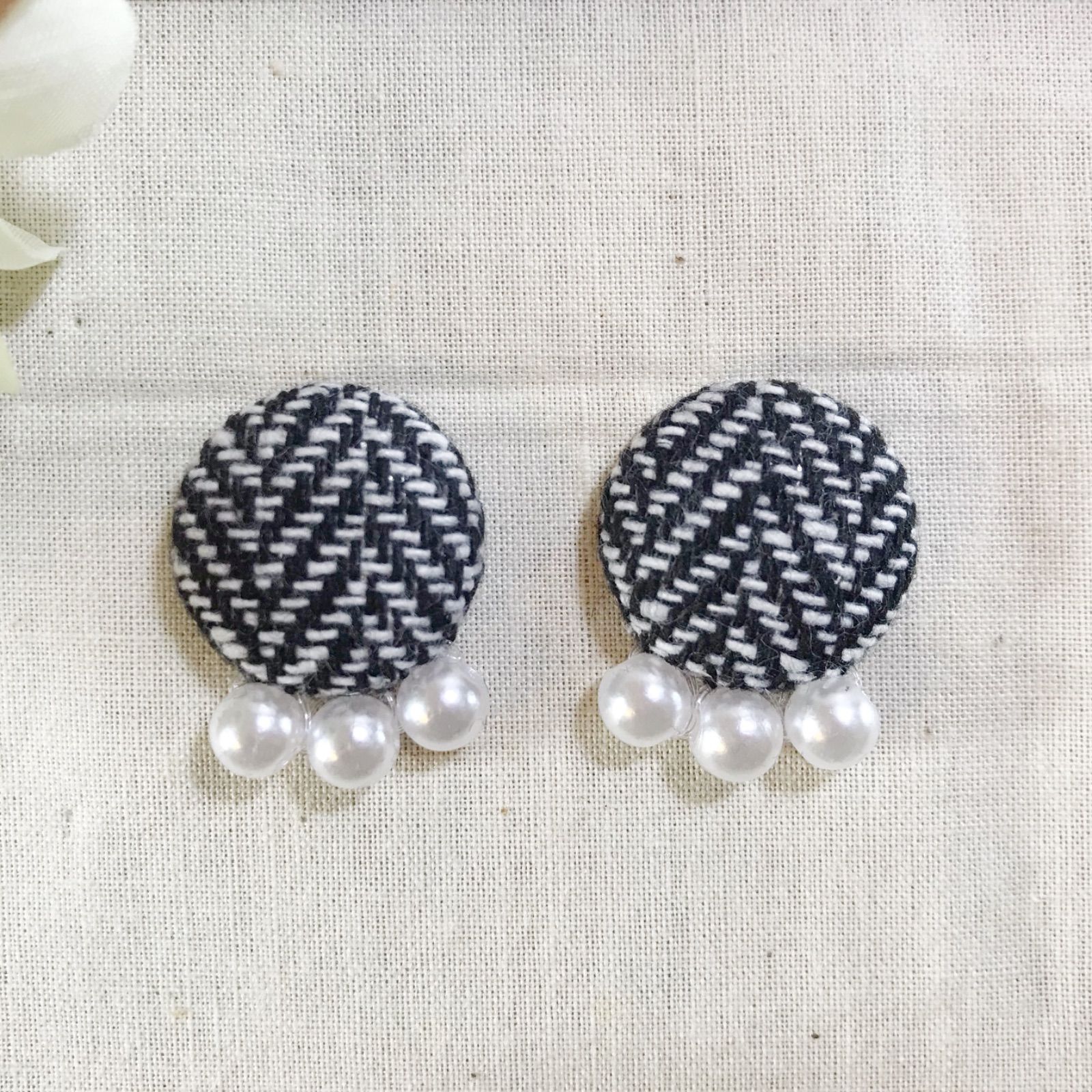 080☻アンティークボタン パール クリップ イヤリング 080☻アンティークボタン パール クリップ イヤリング