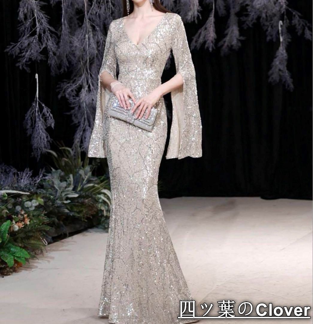 スパンコールの煌びやかなVネックの長袖イブニングドレス♩.• 美品・未使用新品】スパンコールの煌びやかなVネックの長袖イブニング