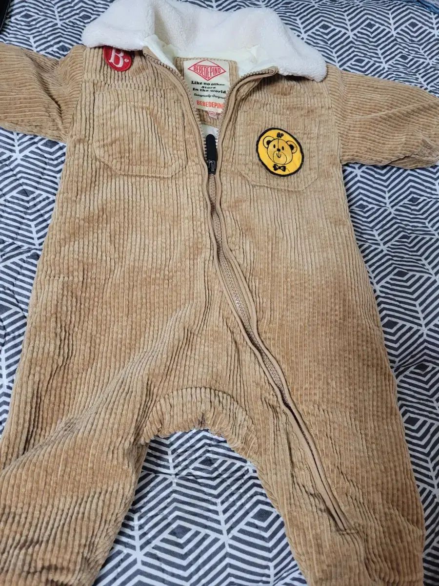 BEBE DE PINO ベベデピノ テディ宇宙服 85 サイズ