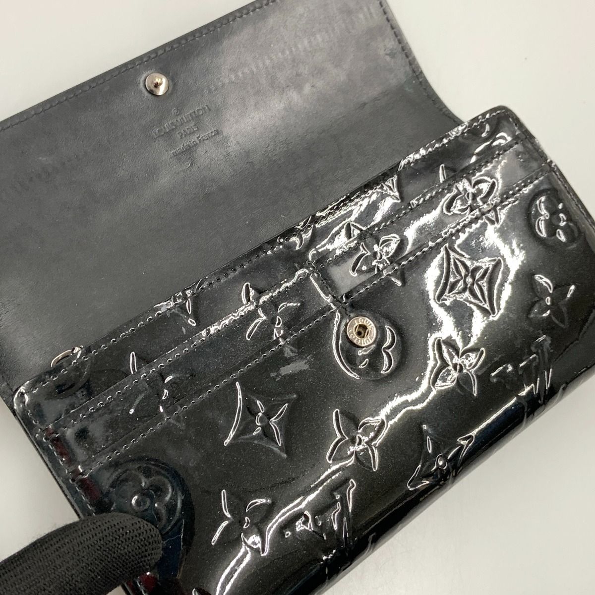 ルイヴィトン 二つ折り長財布 ポルトフォイユ ルイーズ M61581 ポピーペタル 中古 エナメル ロゴ ピンク LV LOUIS VUITTON 〇〇LOUIS VUITTON ルイヴィトン ヴェルニ ポルトフォイユ ルイーズ 二