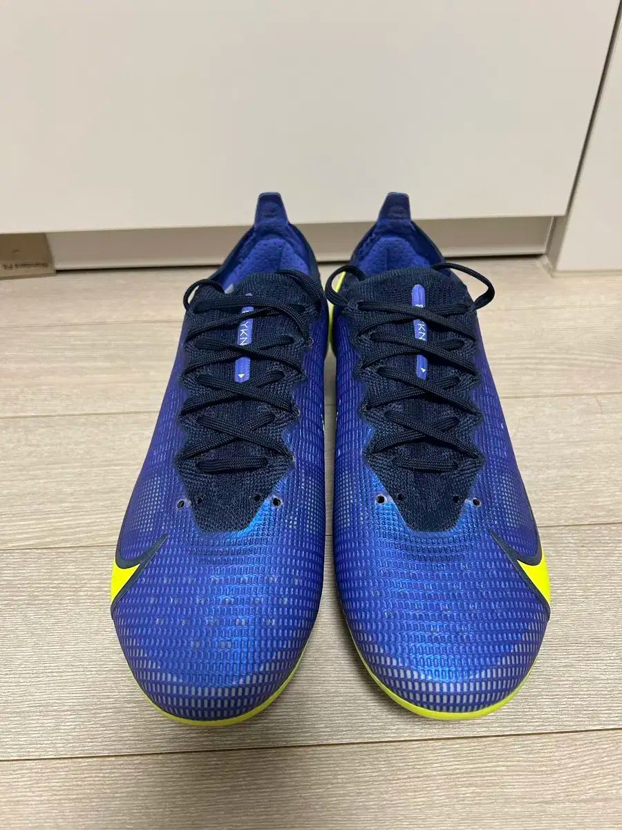 【雷市場（ポンジャン）商品韓国直送】 NIKE(ナイキ) マーキュリアル ヴェイパー 14 エリート ag 250 ボスニア製