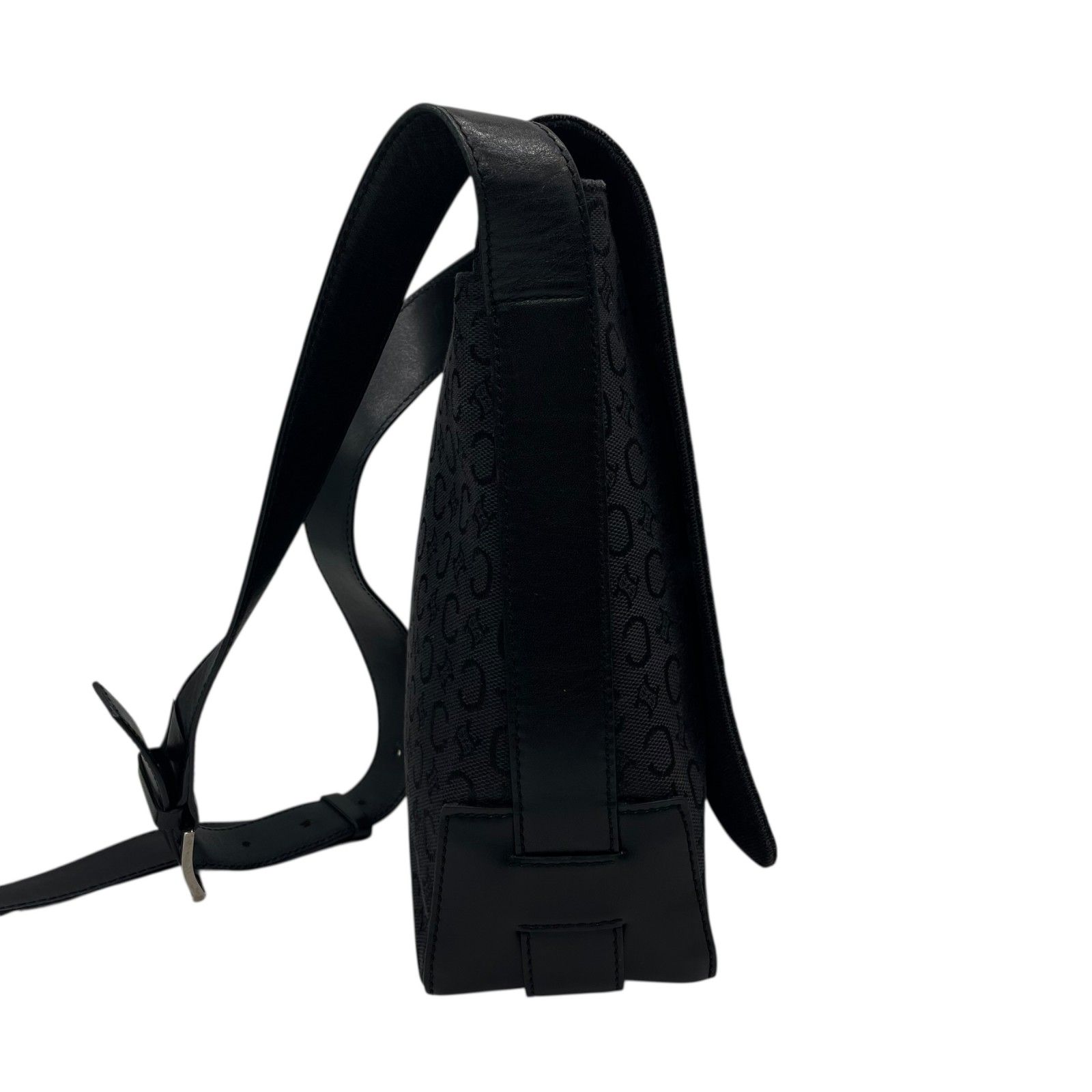 【美品】セリーヌ　ショルダーバッグ　黒マカダム　サークル金具　レザー　ブラック 美品 CELINE セリーヌ Cマカダム ショルダーバッグ キャンバス